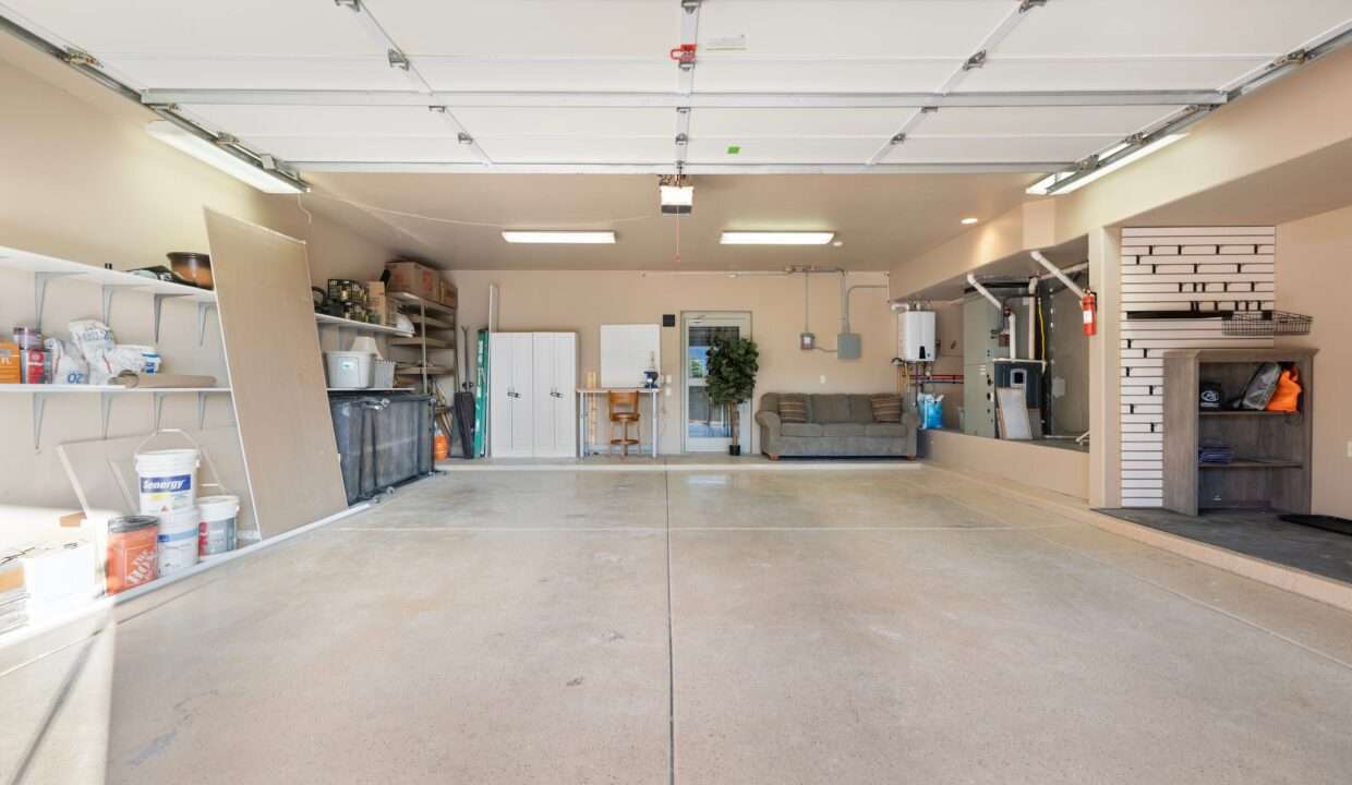 56-web-or-mls-QVB03244