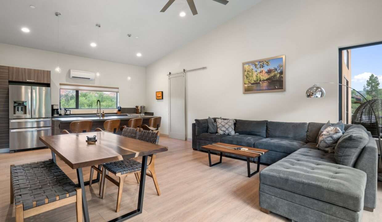 6-web-or-mls-QVB00009