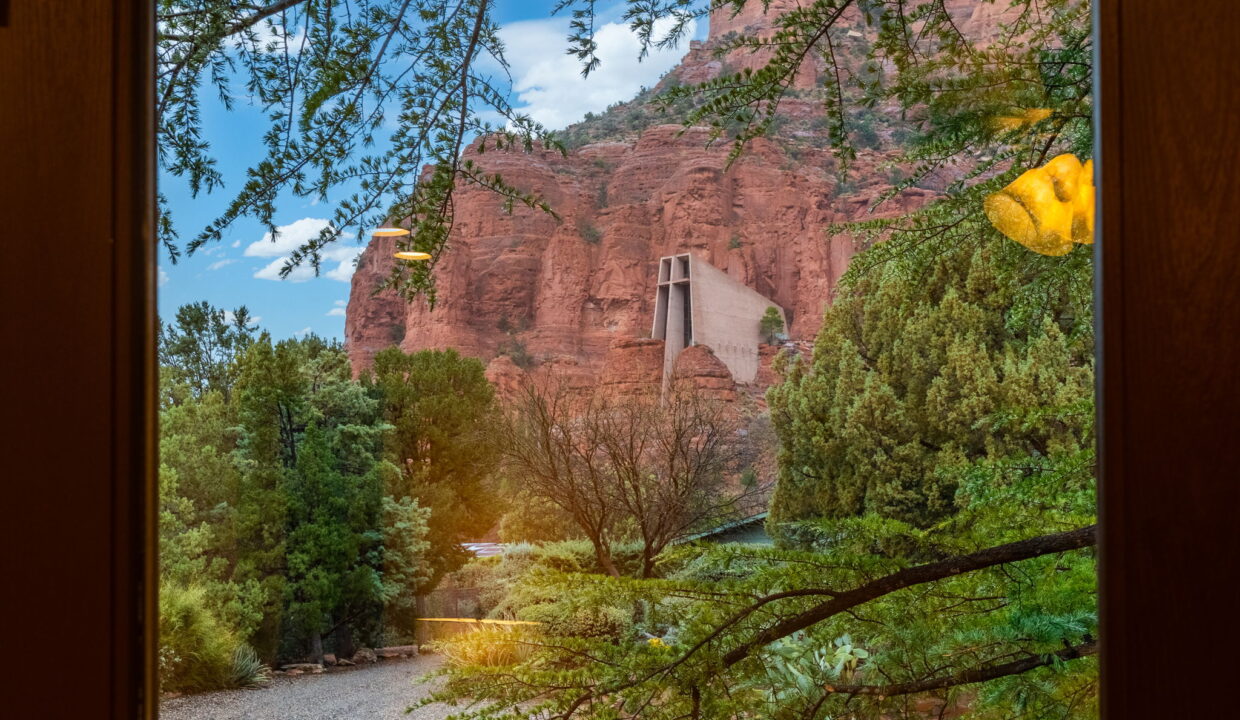 68-web-or-mls-DSC04946-HDR-Edit