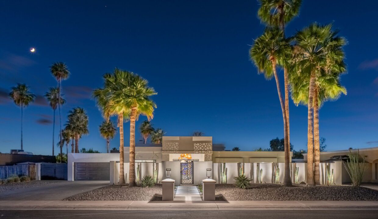 scottsdale airbnb vacation rental pool villa luxury estate (37)