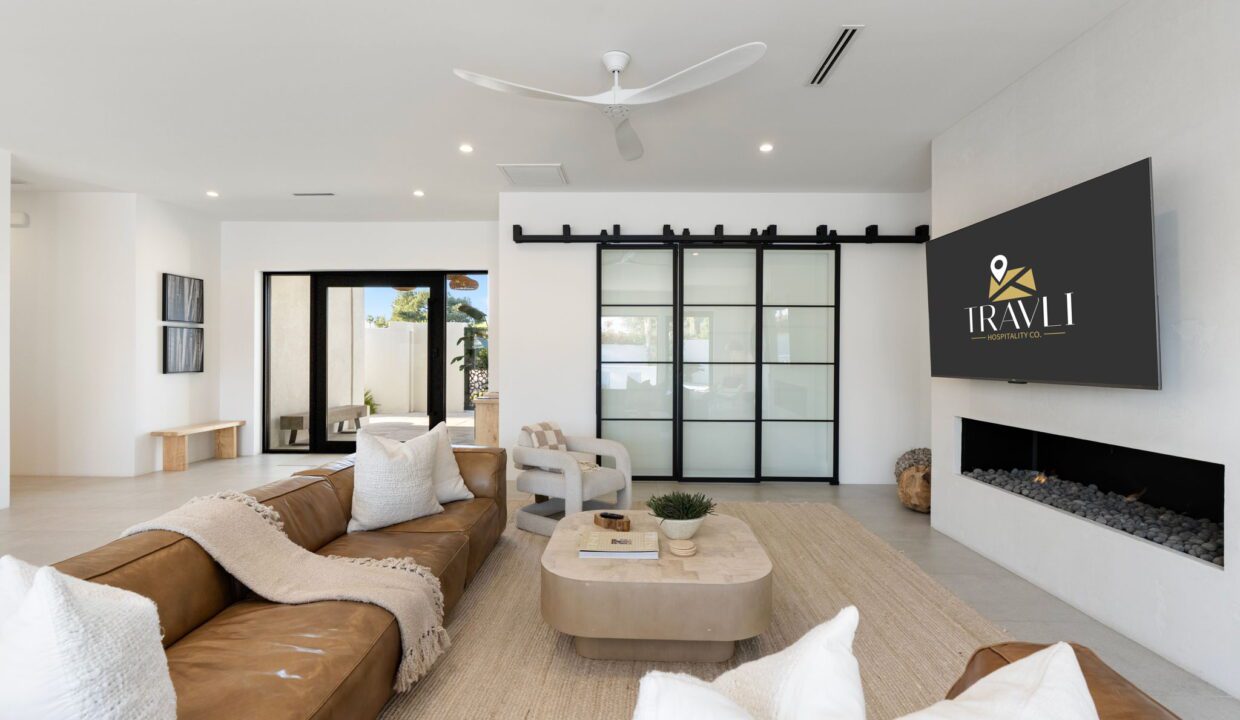 scottsdale airbnb vacation rental pool villa luxury estate (43)