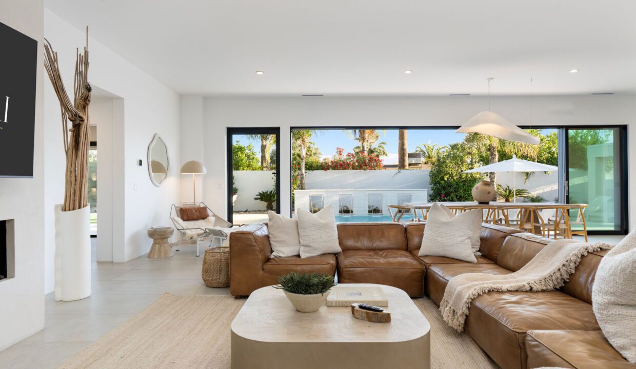 scottsdale airbnb vacation rental pool villa luxury estate (48)