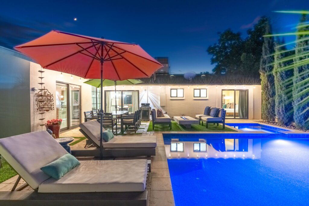 Arizona outdoor patio managed by Travli