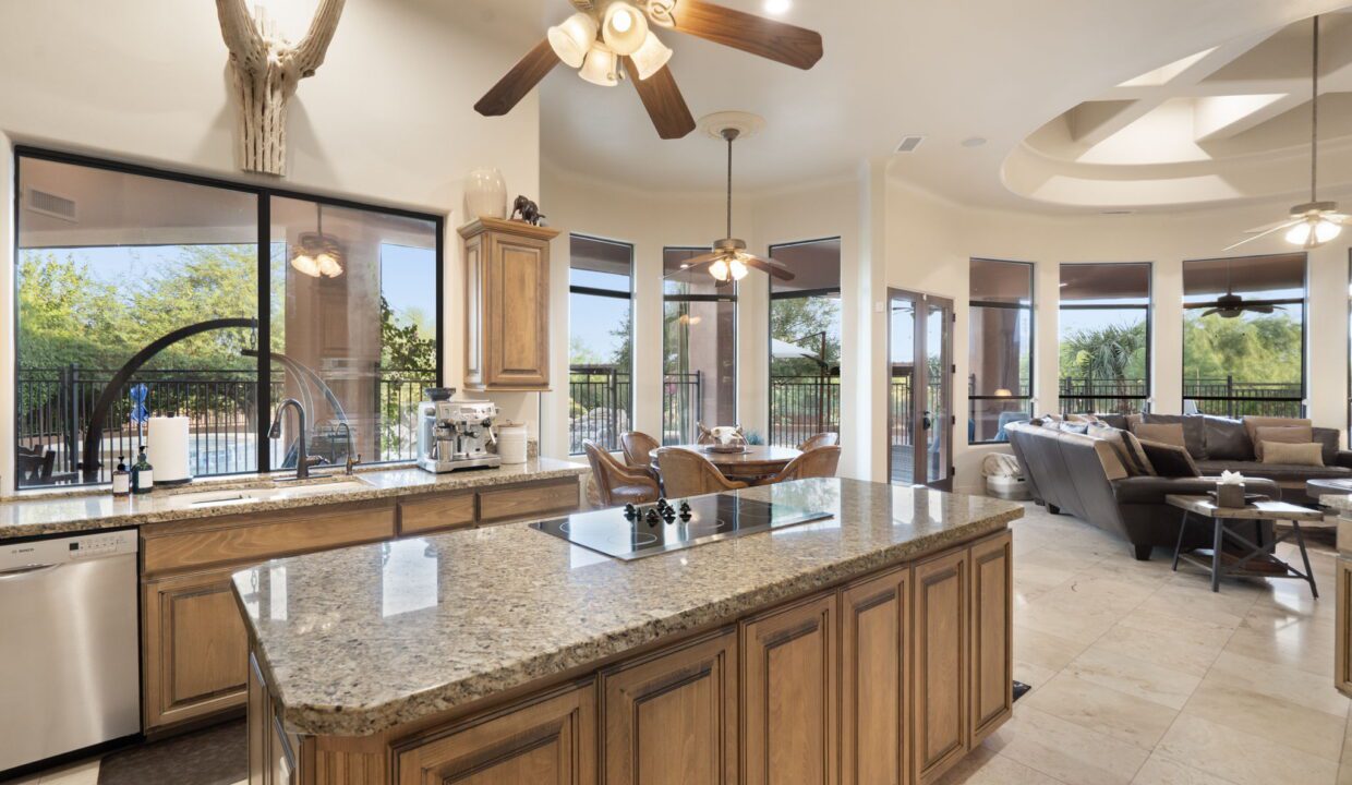 10-web-or-mls-Photo Jul 09 2018, 9 00 27 AM