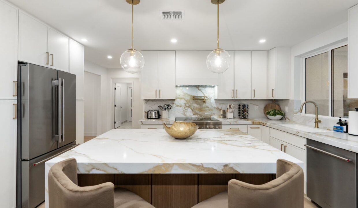 16-web-or-mls-Photo Jul 14 2018, 8 50 34 AM