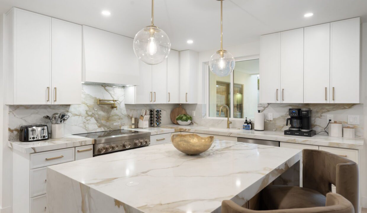 17-web-or-mls-Photo Jul 14 2018, 8 51 18 AM