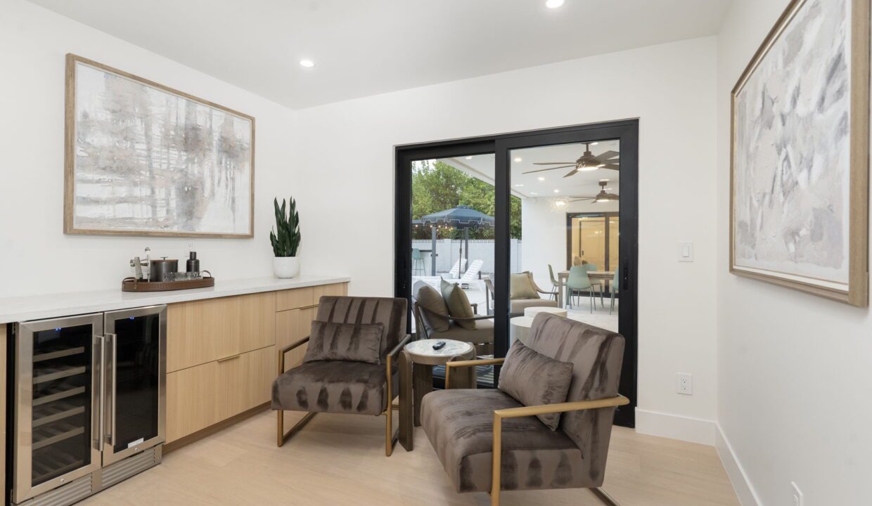 21-web-or-mls-Photo Jul 14 2018, 8 57 37 AM