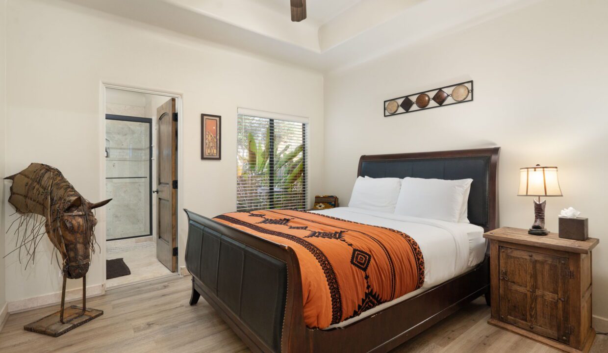 31-web-or-mls-Photo Jul 09 2018, 9 24 18 AM
